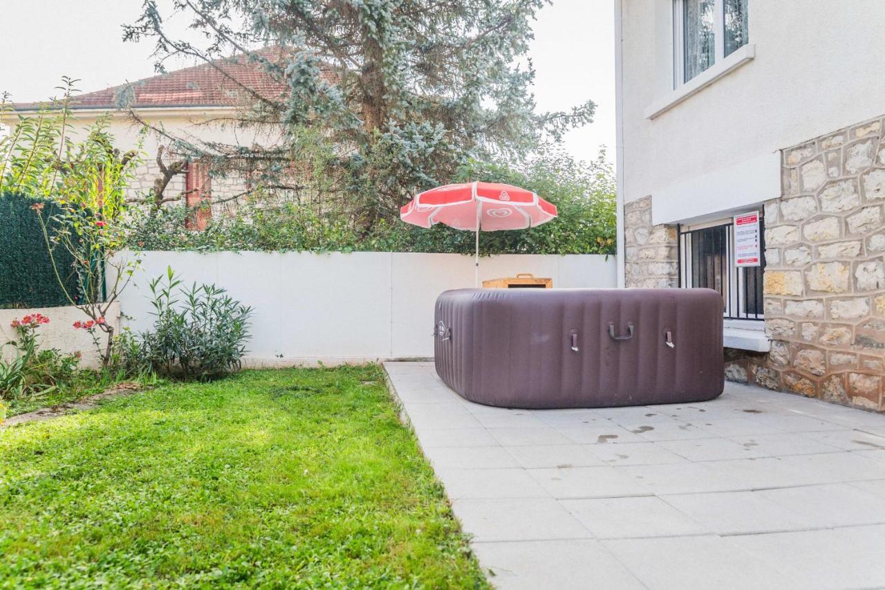 Les Rosiers - Maison Avec Jacuzzi Brive-la-Gaillarde Exterior photo
