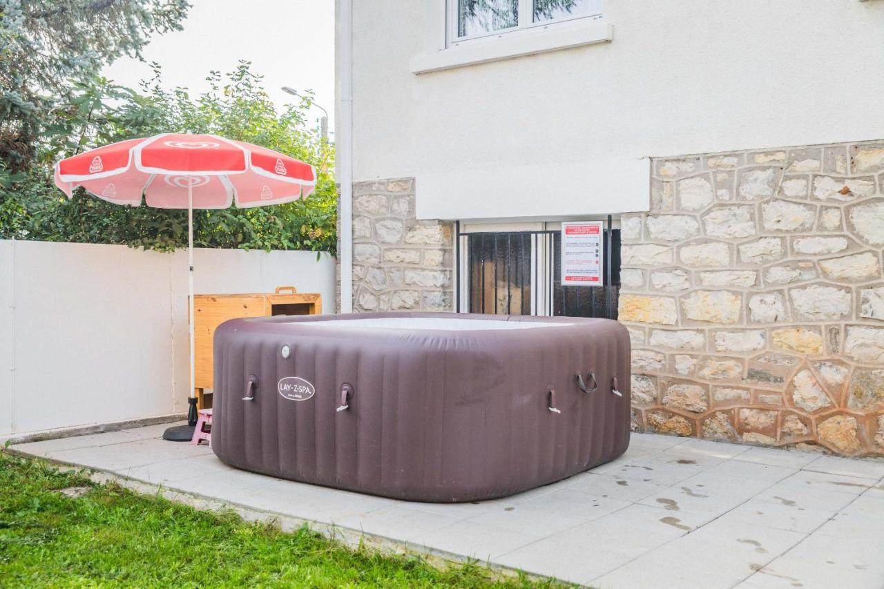 Les Rosiers - Maison Avec Jacuzzi Brive-la-Gaillarde Exterior photo